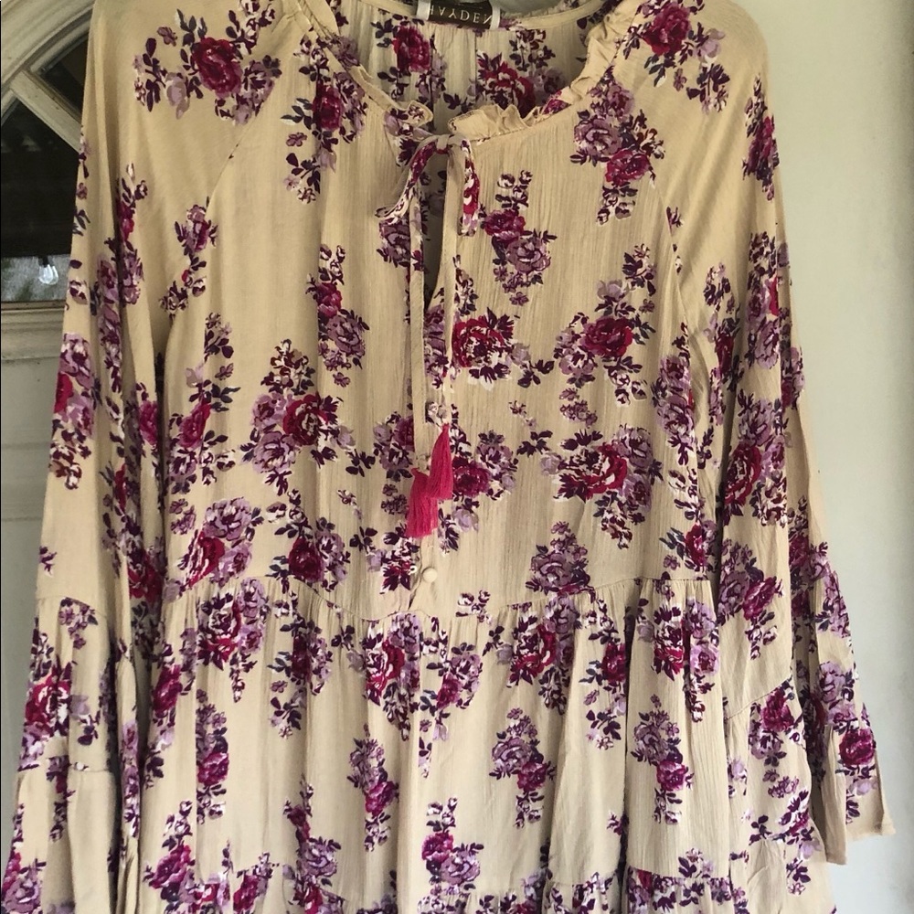 Hayden floral blouse, size M